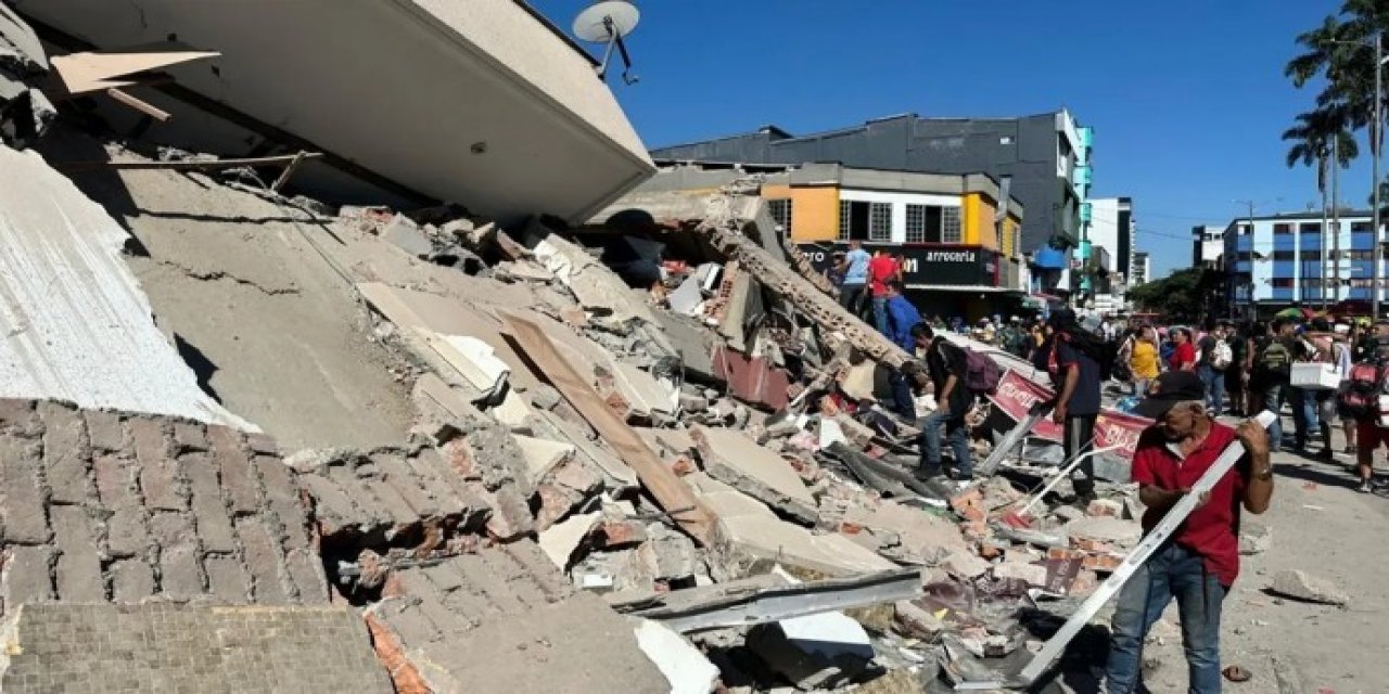 Kolombiya’da 7.4 deprem: En az 20 kişi yaşamını yitirdi