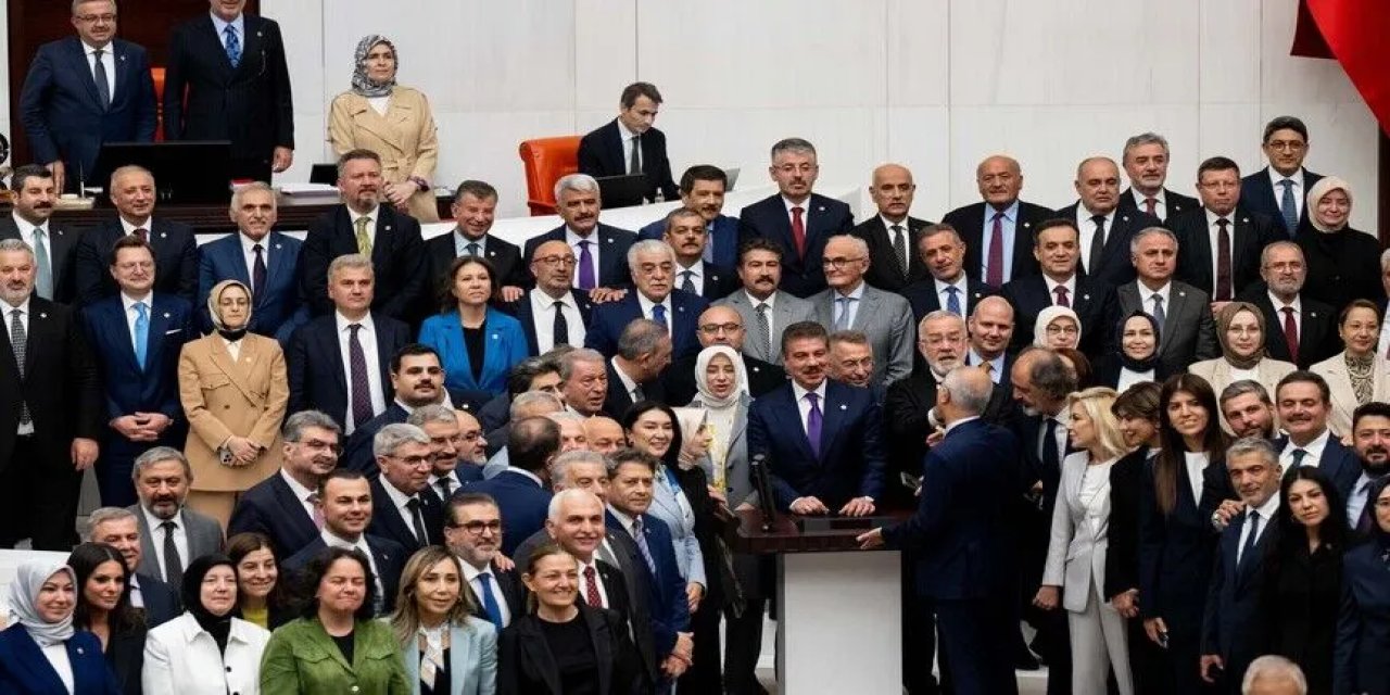 Siyasilerden "süreç" açıklaması