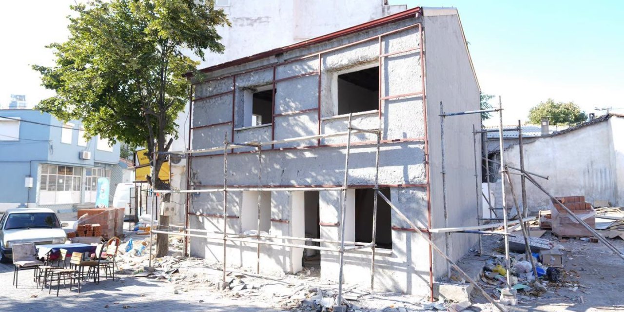 Cahit Sıtkı Tarancı’nın Burhaniye’deki evi müzeye dönüşüyor