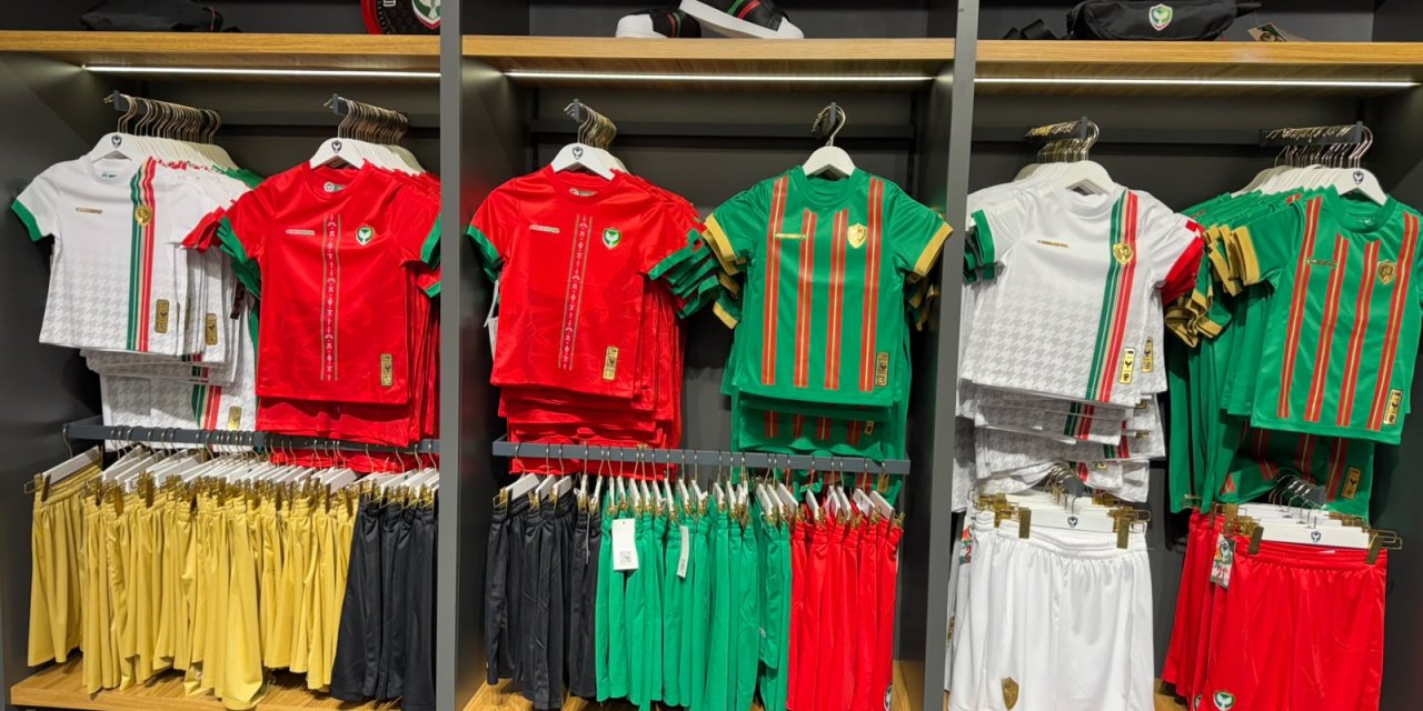 Amedspor Store’larda çocuk forma heyecanı