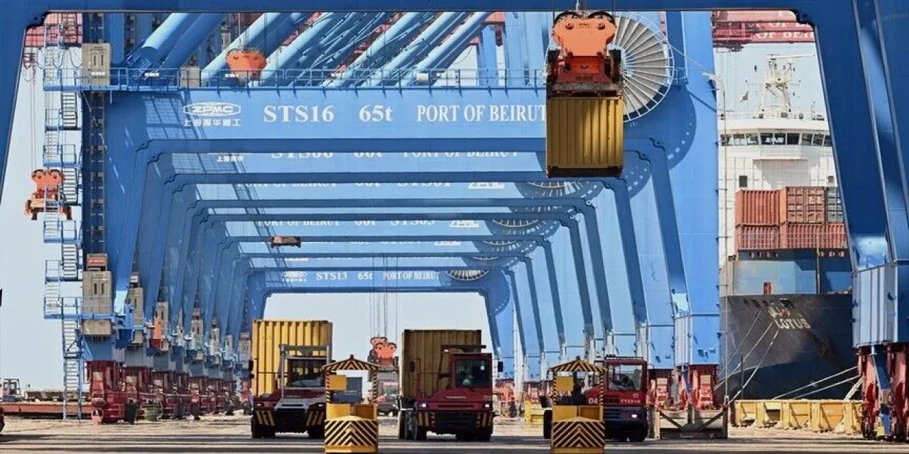 Türkiye'den Lübnan’a 40 palet ilaç yardımı