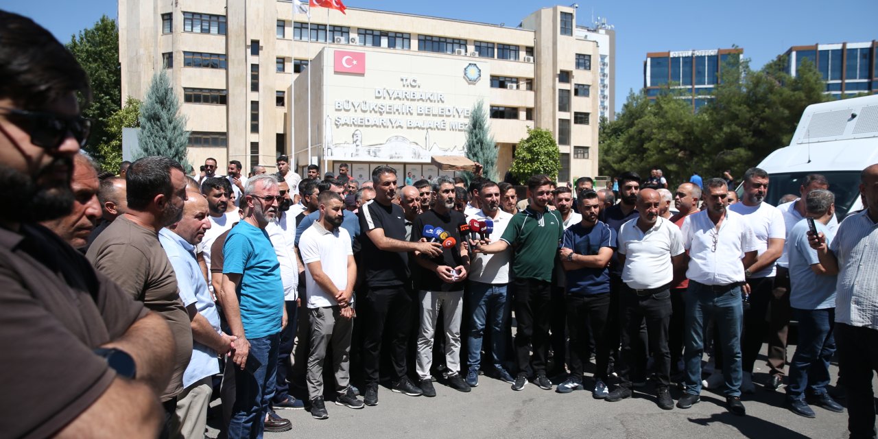 Diyarbakır'da servis şoförlerinden taleplerine ilişkin açıklama