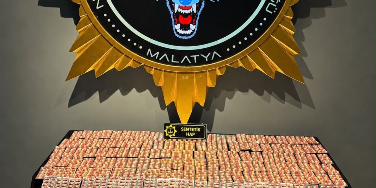 Sokak satıcılarına operasyon: 3 şüpheli gözaltına alındı