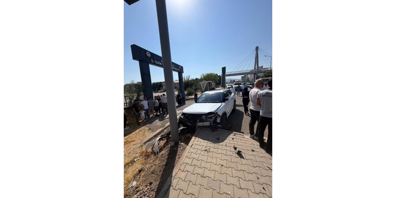 Bingöl’de kaza: 4 yaralı