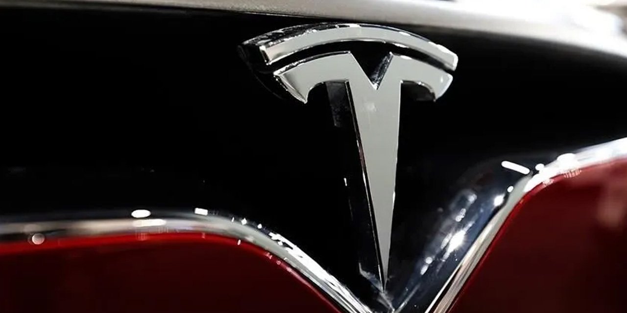 Tesla 3 milyon aracı geri çağırıyor