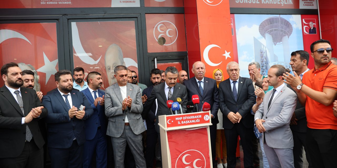 MHP Diyarbakır İl Başkanlığında görev devri