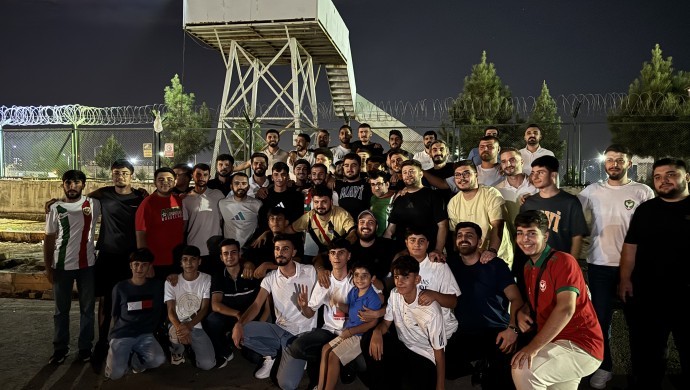 Diyarbakır'da uyuşturucuya karşı nöbet tutan 3 genç tahliye edildi