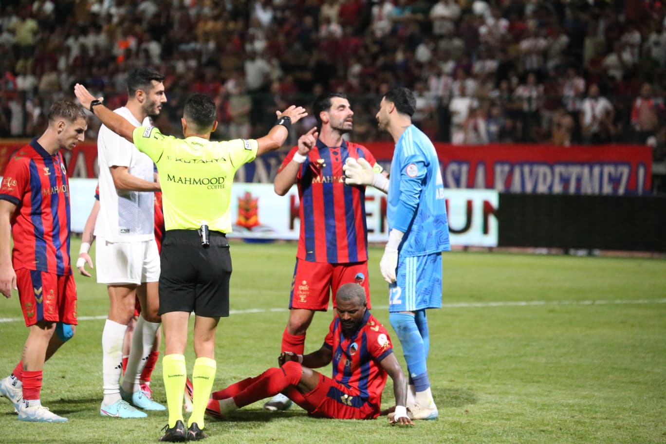 Mardin 1969 Spor - Vanspor maçında ilk yarı golsüz tamamlandı