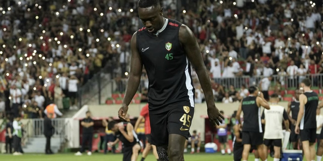 Mbaye Diagne: Üzgünüm ama en önemli şey maçı kazanmak