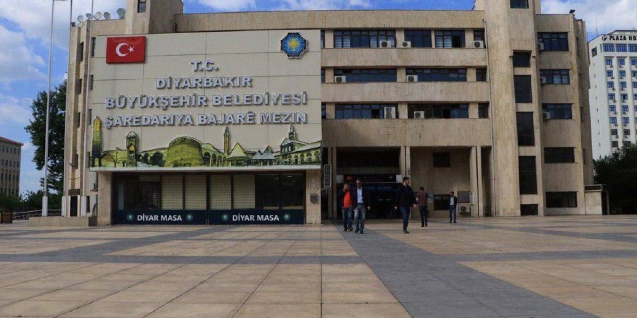 Diyarbakır'da Elazığ Bulvarı’nda asfalt çalışması: Yol iki gün trafiğe kapatılacak