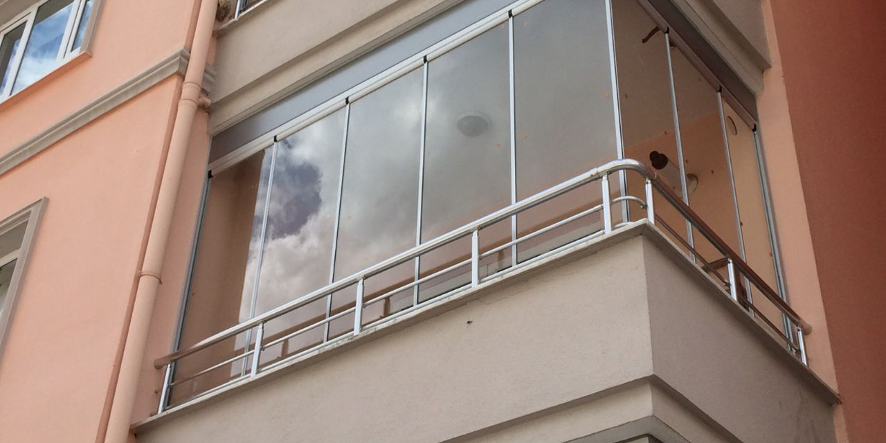 Cam balkon yaptıranlar dikkat: Sökülebilir!