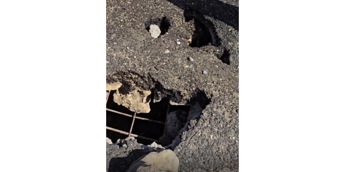Diyarbakır’da bozulan yol tehlike saçıyor