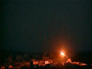 Peşmerge Kobani'de ilk ateşi açtı