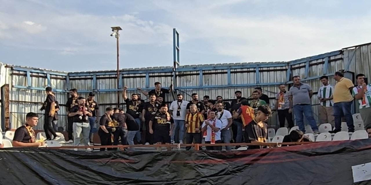 Malatya Yeşilyurtspor Taraftarlarından Diyarbakır’da Anlamlı Mesaj