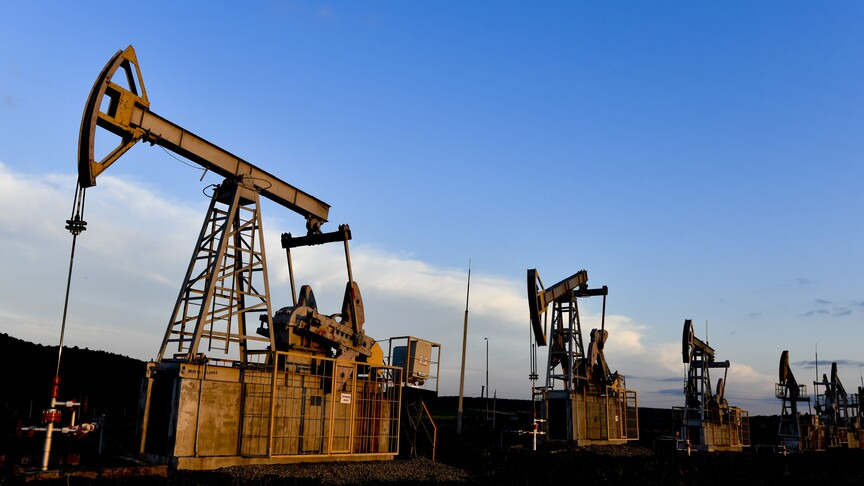 Petrol fiyatları 100 doları aştı