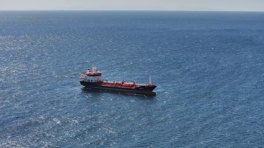Silivri açıklarında batan geminin mürettebatı aranıyor
