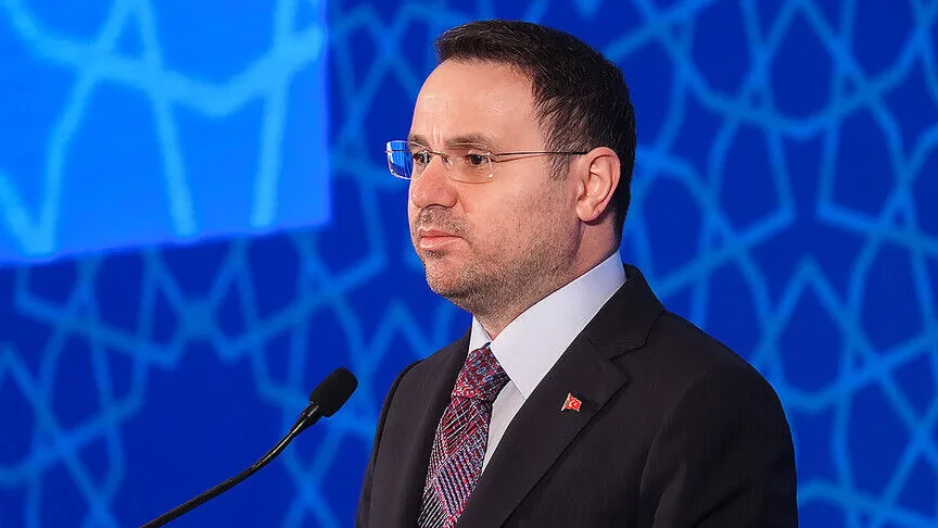 Gürlek'ten 12 Eylül darbesinin 46. yılına ilişkin paylaşım