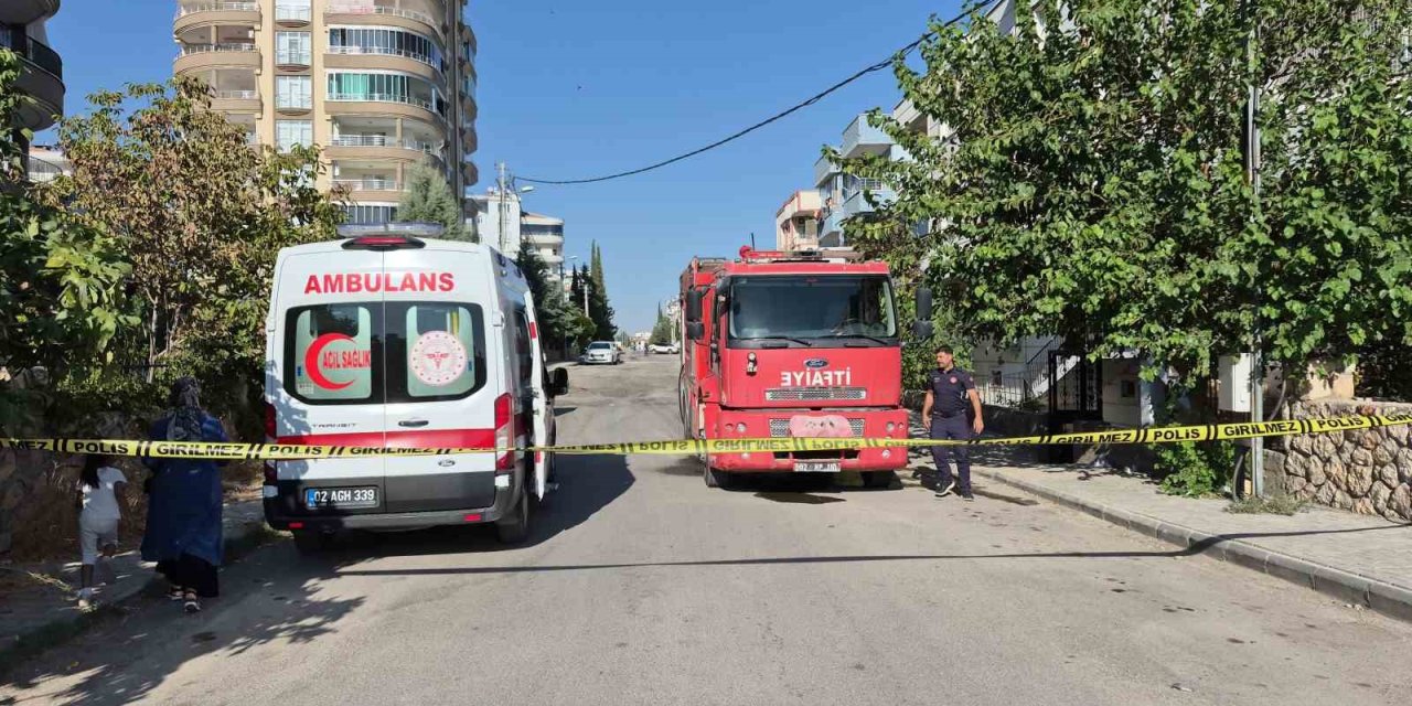 Adıyaman’da ev yangını: 3 kişi dumandan etkilendi
