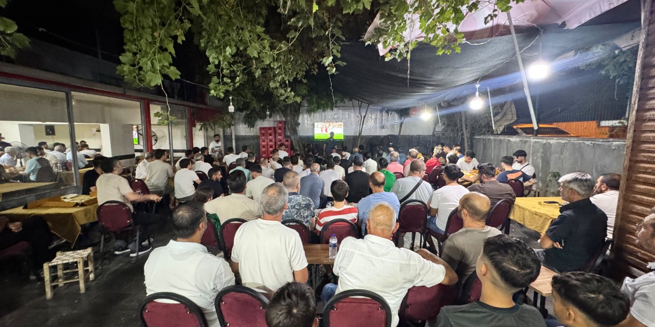 Amedspor taraftarı stada sığmadı