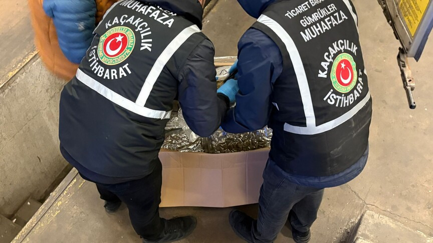 Gümrük muhafaza ekipleri kaçakçılara göz açtırmadı