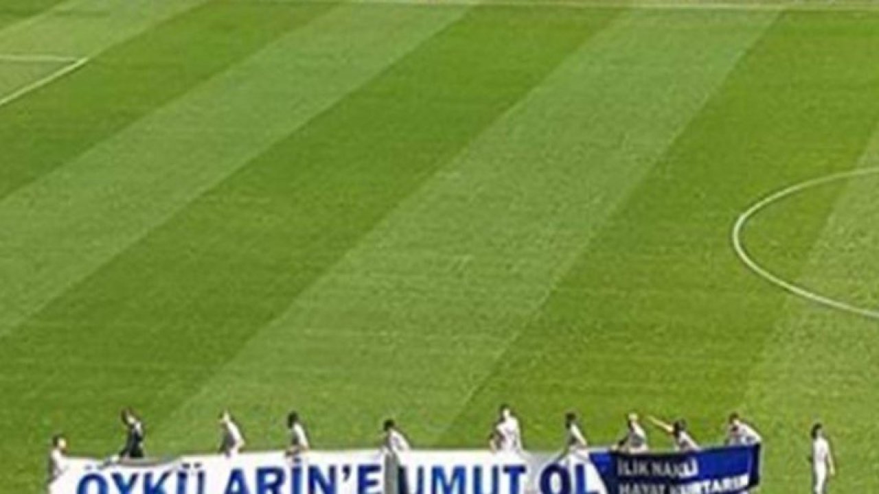 Amedspor'dan anlamlı pankart