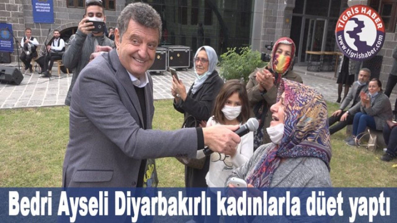 Bedri Ayseli Diyarbakırlı kadınlarla düet yaptı