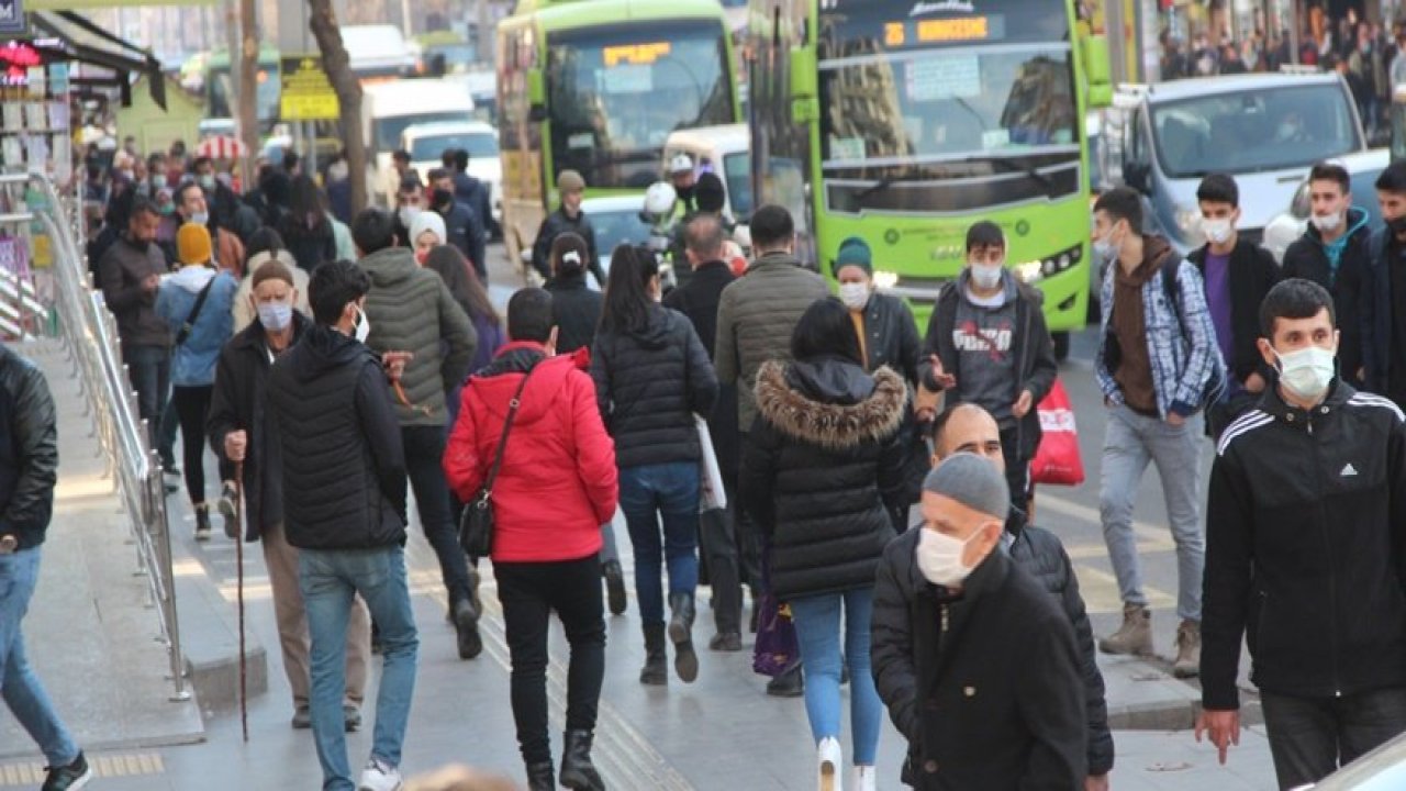 Diyarbakırlı vatandaşların asgari ücret yorumu: Yetmez ama iyi