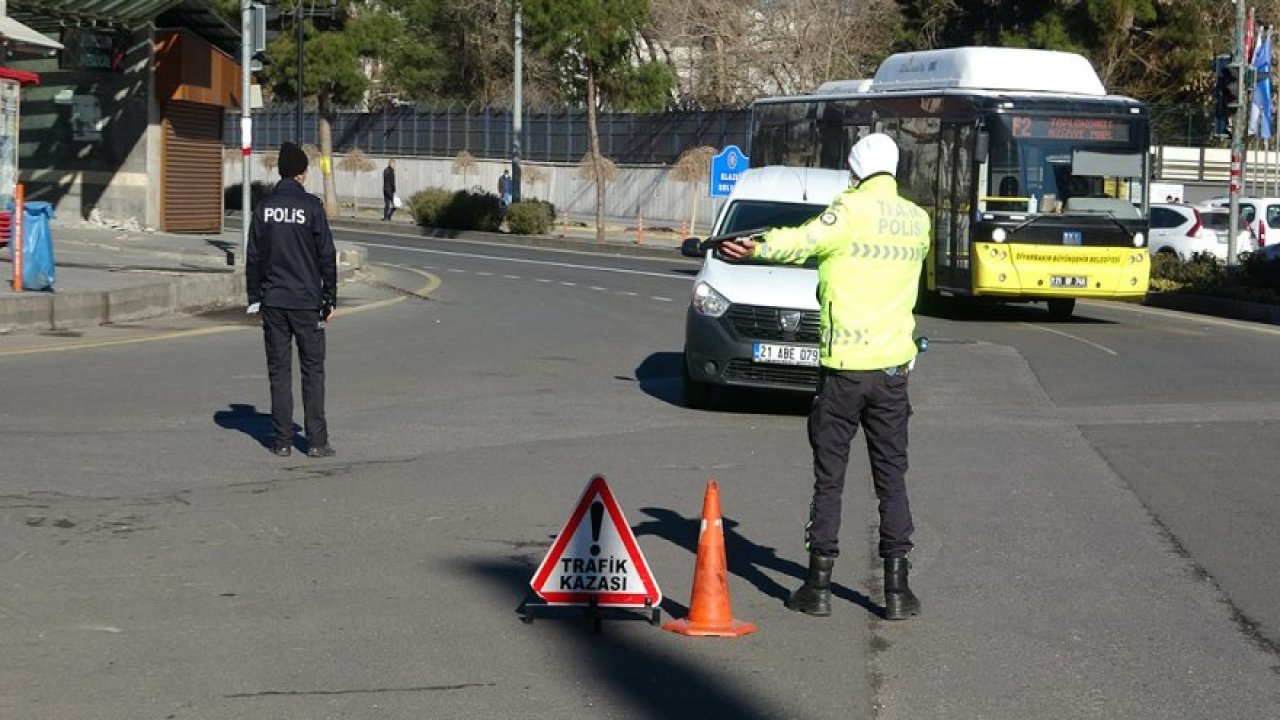 Diyarbakır’da güneşi gören sokağa çıktı!