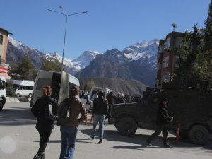 POLİS BİR VATANDAŞIN 10 BİN TL PARASINI SON ANDA KURTARDI