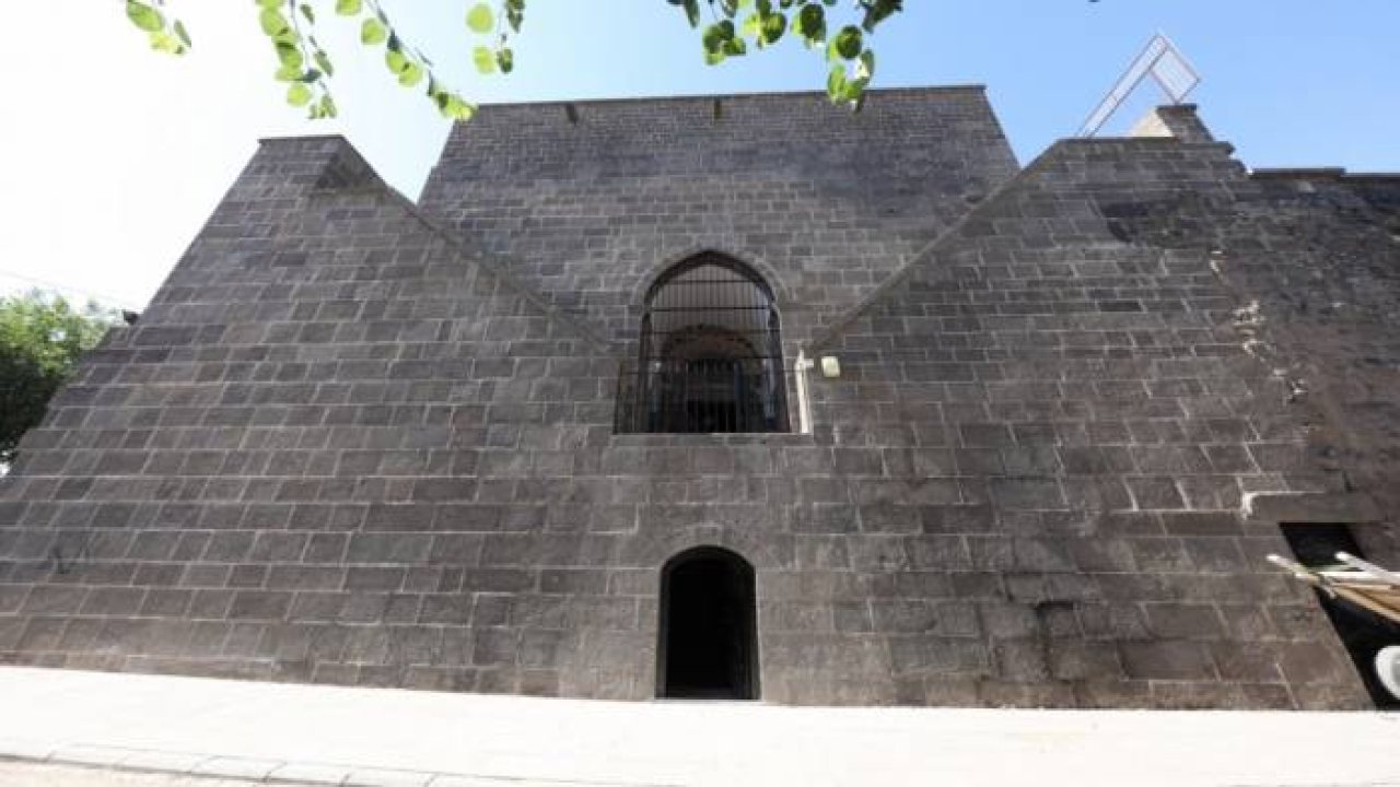 Diyarbakır’daki 82 no.lu burç kadın lokali olacak