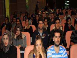 Hem tanıtım hem konser