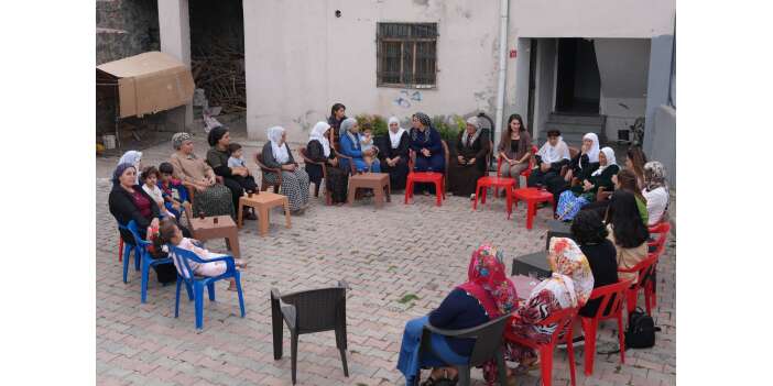 Diyarbakır’da Çarıklı Mahallesi’nde kadın buluşması