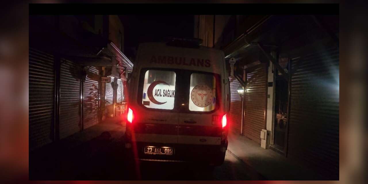 Elazığ’da bıçaklı kavga: 2 yaralı