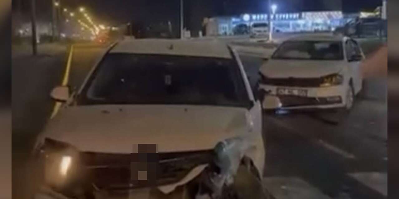 Mardin'de iki otomobil çarpıştı: 3 yaralı