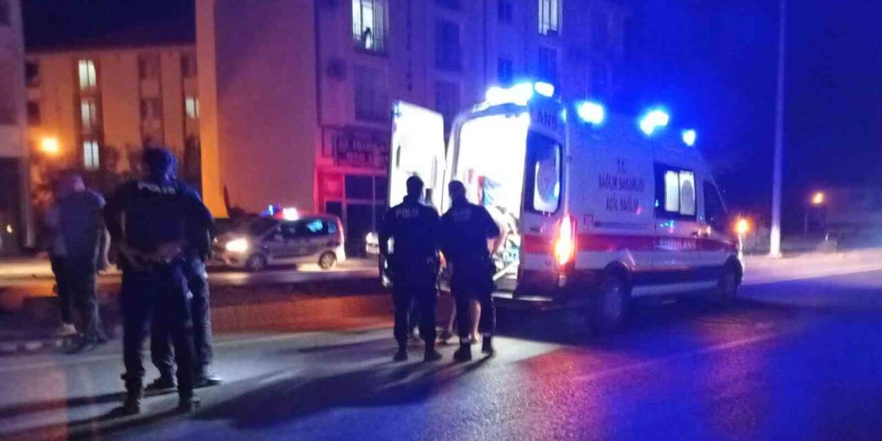 Motosiklet devrildi: 1 yaralı