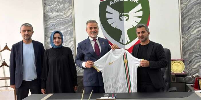 Yeniden Refah Partisi’nden Amedspor’a ziyaret