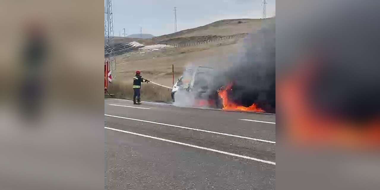 Seyir halindeki çekicide yangın