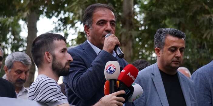 Diyarbakır’da erkeklerden kadın cinayetlerine karşı yürüyüş