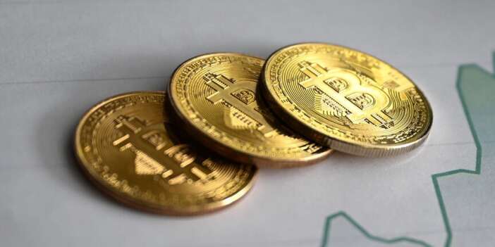 Bitcoin yeniden zirvede