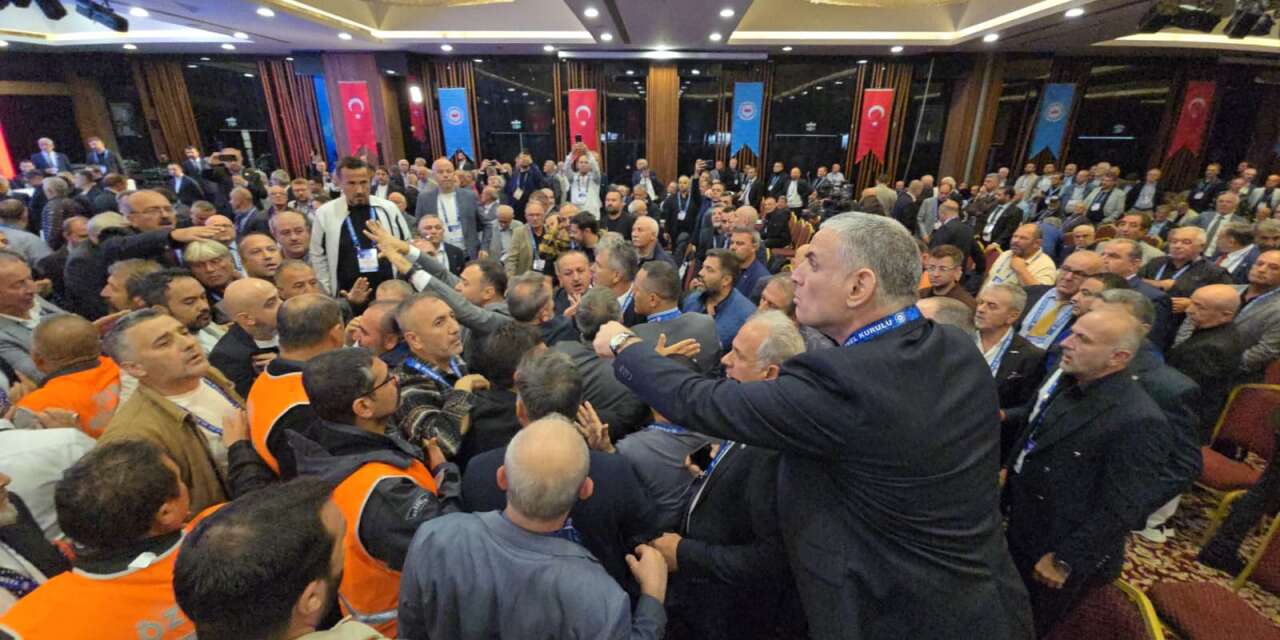 TASKK Seçim Kongresinde Kavga!