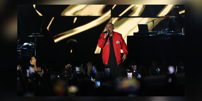 Ceza TEKNOFEST Güneydoğu'da konser verdi
