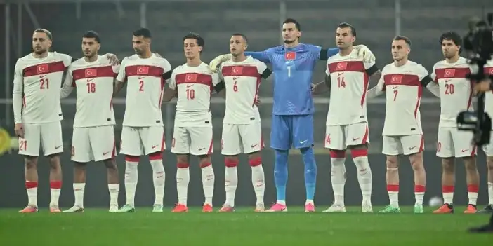 İtalya-Türkiye maçında gözler sahada