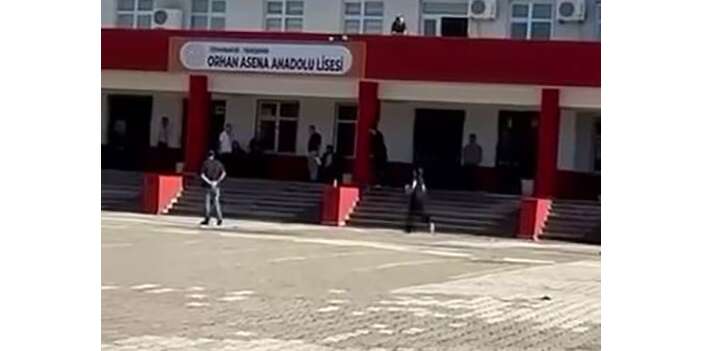 KPSS’ye saniyeler kala! Merdivenlerde bayıldı