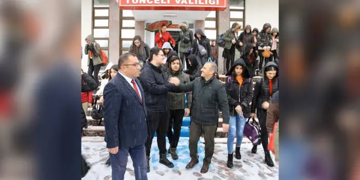 Doku dosyasında yeni görüntü: Vali Sonel’in yanında kim var? İfade tutanağındaki isim ortaya çıktı