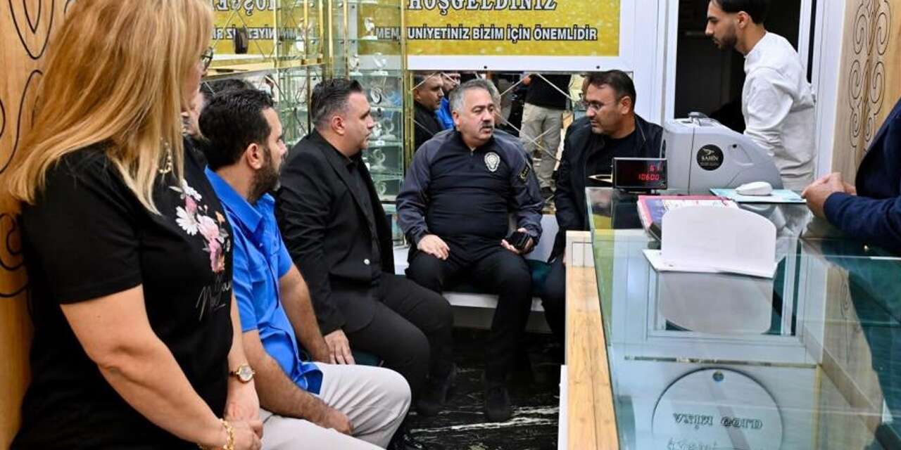Diyarbakır’da kurşunlanan kuyumcuya Emniyet Müdüründen ziyareti