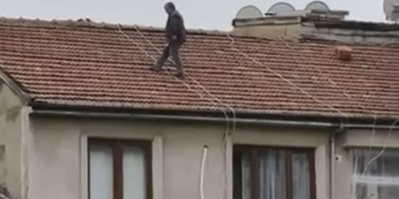 Çatıda tehlikeli çalışma