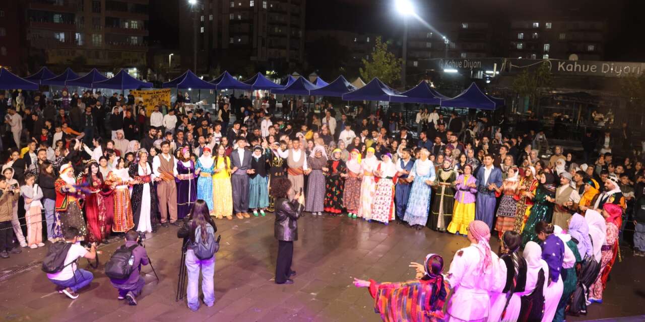 Silvan’da kadınların kültürel mirası sahneye taşındı