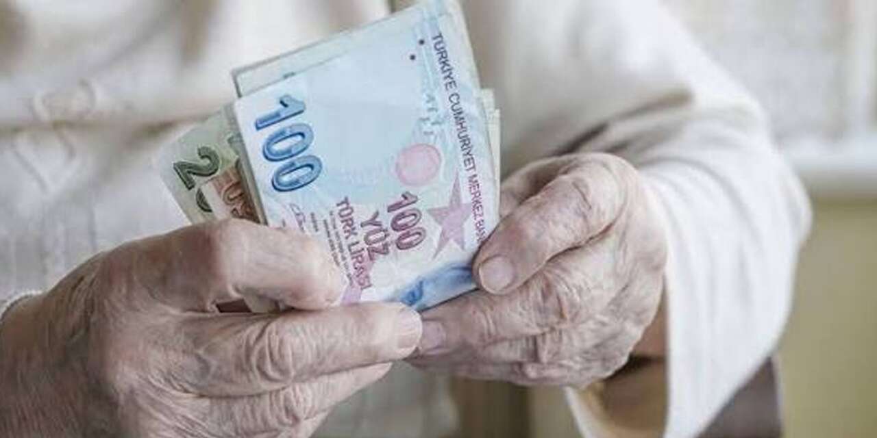 SGK detayı dikkat çekti: Emekliye ek zam mı geliyor?