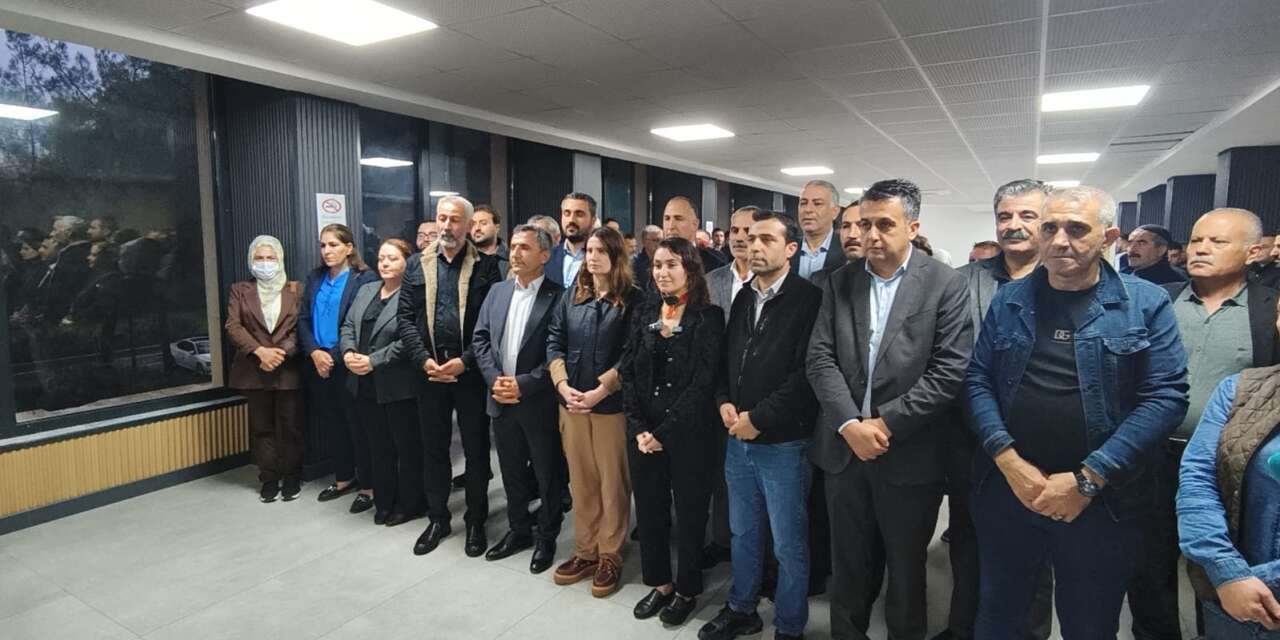 Sur’da kaldırım işgali tartışması