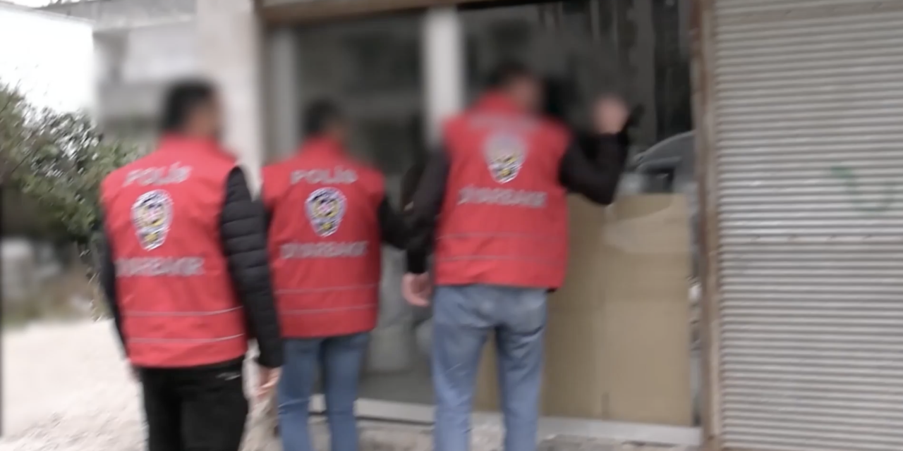 Diyarbakır’da şok baskın! Depodan tonlarca kimyasal, 10 Milyon TL’lik malzeme çıktı